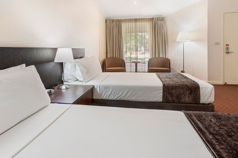 Karratha International Hotel - Accommodation Gladstone 8