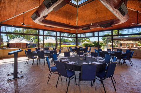 Karratha International Hotel - Accommodation Gladstone 16