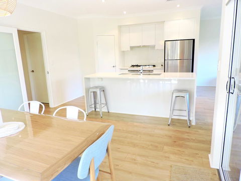 Contemporary Cove - Quindalup - Accommodation Gladstone 6