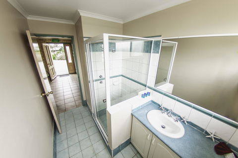 Esperance Foreshore Apartments - Accommodation Gladstone 37