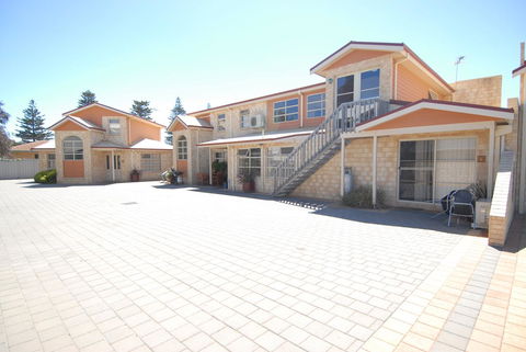 Esperance Foreshore Apartments - Accommodation Gladstone 0