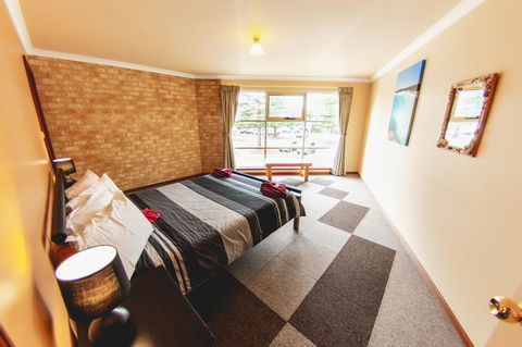 Esperance Foreshore Apartments - Accommodation Gladstone 12