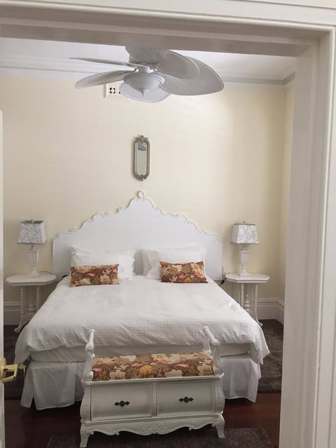 South Beach Bed & Breakfast - Accommodation Gladstone 21