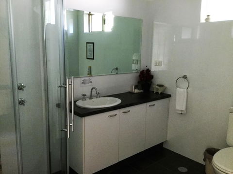 Armadale Cottage Bed & Breakfast - Accommodation Gladstone 23