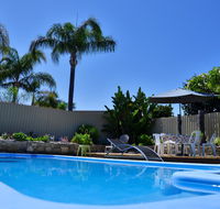 Palms Bed  Breakfast - Accommodation Gladstone