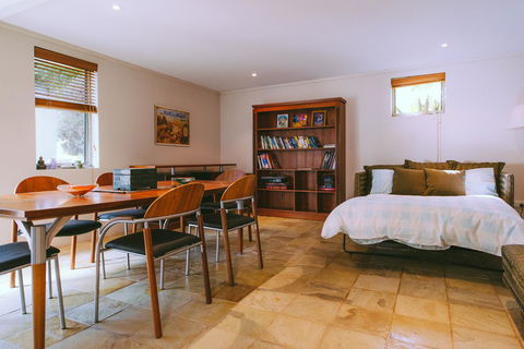 The Princess House - Accommodation Gladstone 11