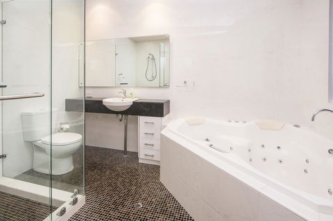 12/26 Yallingup Beach Road - Accommodation Gladstone 5