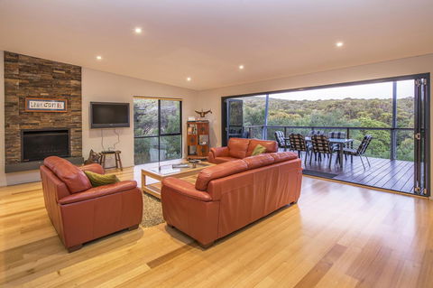 12/26 Yallingup Beach Road - Accommodation Gladstone 2