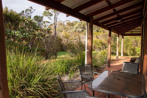 Denmark Forest Retreat - Accommodation Gladstone 42