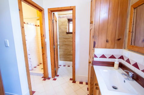 Denmark Forest Retreat - Accommodation Gladstone 18