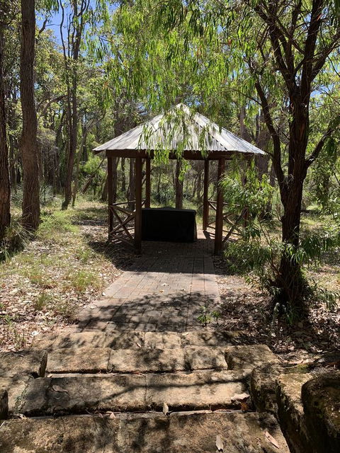 Denmark Forest Retreat - Accommodation Gladstone 6