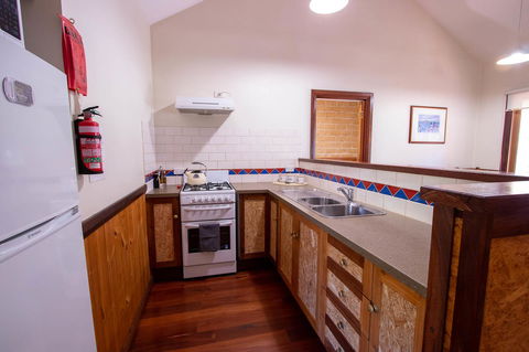 Denmark Forest Retreat - Accommodation Gladstone 41