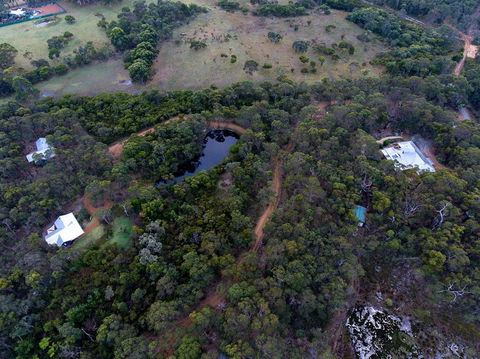 Denmark Forest Retreat - Accommodation Gladstone 1