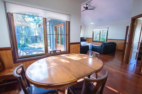 Denmark Forest Retreat - Accommodation Gladstone 33