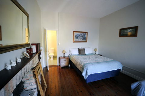 My Place Colonial Accommodation - Accommodation Gladstone 35