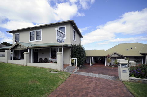 My Place Colonial Accommodation - Accommodation Gladstone 0