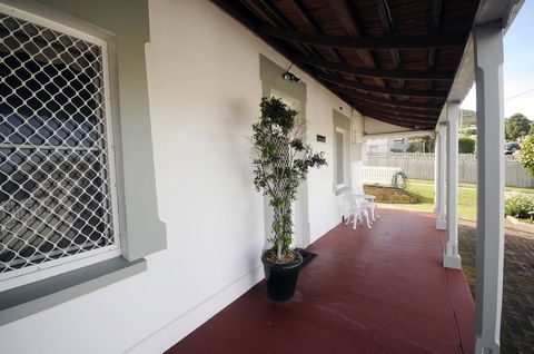 My Place Colonial Accommodation - Accommodation Gladstone 20