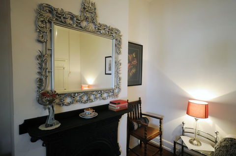 My Place Colonial Accommodation - Accommodation Gladstone 32