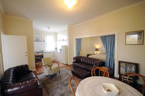 My Place Colonial Accommodation - Accommodation Gladstone 41