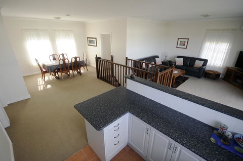My Place Colonial Accommodation - Accommodation Gladstone 34