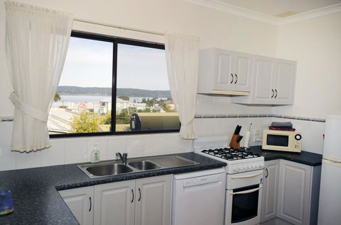 My Place Colonial Accommodation - Accommodation Gladstone 7