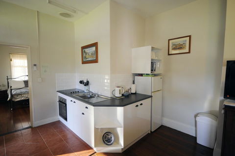 My Place Colonial Accommodation - Accommodation Gladstone 38