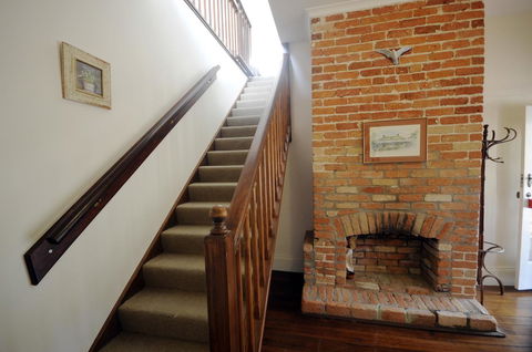 My Place Colonial Accommodation - Accommodation Gladstone 12