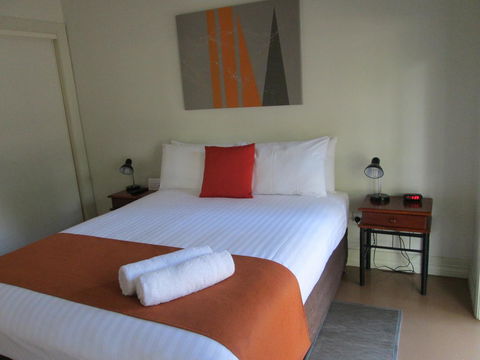Breezes Apartments - Accommodation Gladstone 5