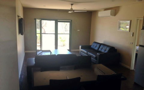 Breezes Apartments - Accommodation Gladstone 8