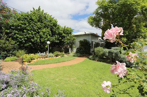 Jacaranda Guest House - Accommodation Gladstone 40