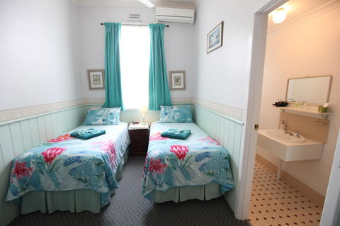 Jacaranda Guest House - Accommodation Gladstone 3