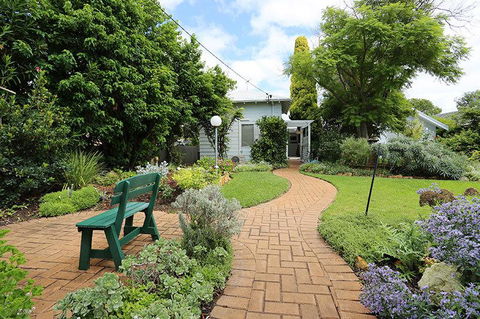 Jacaranda Guest House - Accommodation Gladstone 38