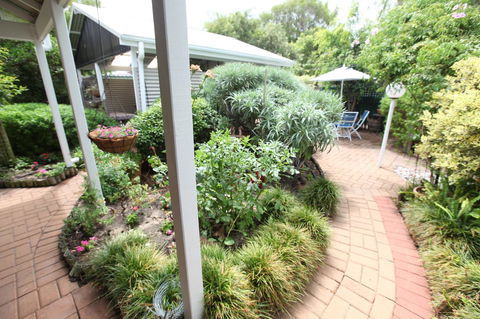 Jacaranda Guest House - Accommodation Gladstone 25