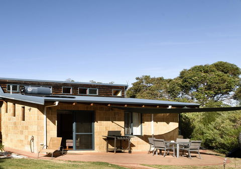 Aiyana Retreat - Accommodation Gladstone 6