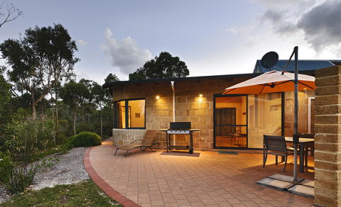 Aiyana Retreat - Accommodation Gladstone 5