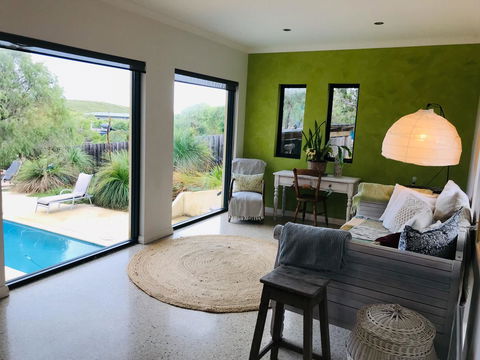 Rockpool - Accommodation Gladstone 14