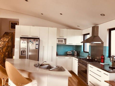 Rockpool - Accommodation Gladstone 13