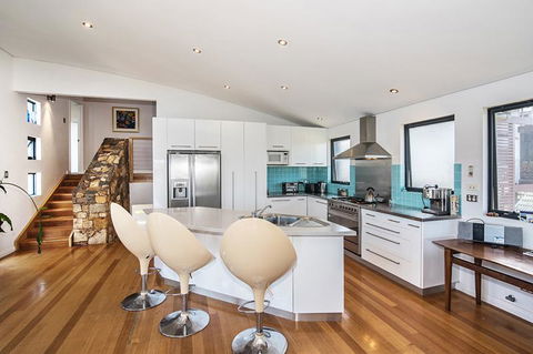 Rockpool - Accommodation Gladstone 33