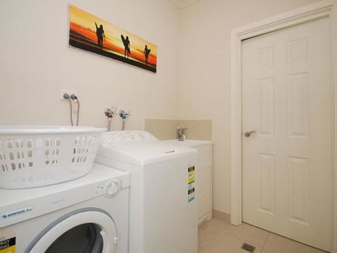 Seas The Day - Jurien Bay - Accommodation Gladstone 26