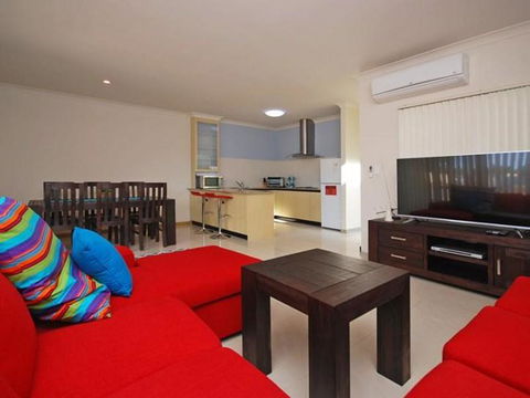 Seas The Day - Jurien Bay - Accommodation Gladstone 25