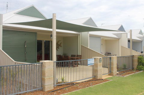 Seas The Day - Jurien Bay - Accommodation Gladstone 4