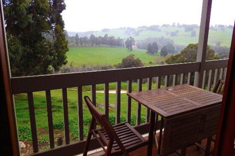 Balingup Highview Chalets - Accommodation Gladstone 28