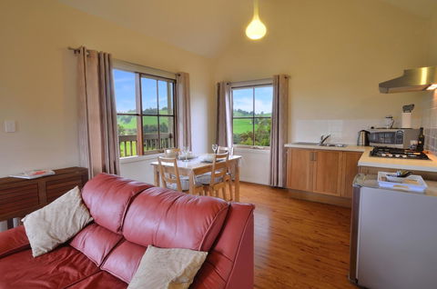 Balingup Highview Chalets - Accommodation Gladstone 4