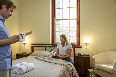 Fremantle Colonial Cottages - Accommodation Gladstone 6