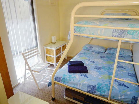 Scarborough & Absolutely Beachfront - Accommodation Gladstone 16
