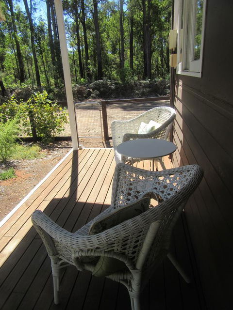 Di's Cabin In Dwellingup - Accommodation Gladstone 0