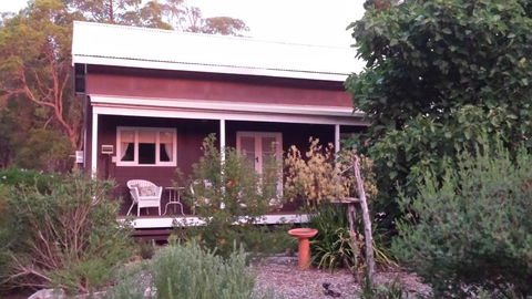 Di's Cabin In Dwellingup - Accommodation Gladstone 5