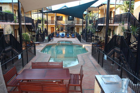 Apartments At Blue Seas Resort - Accommodation Gladstone 10