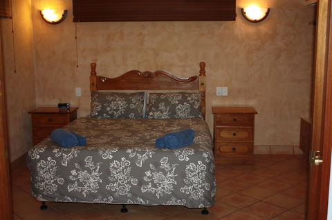 Apartments At Blue Seas Resort - Accommodation Gladstone 3