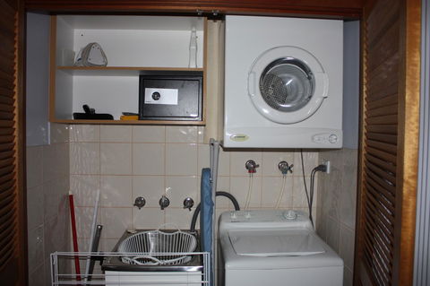 Apartments At Blue Seas Resort - Accommodation Gladstone 9